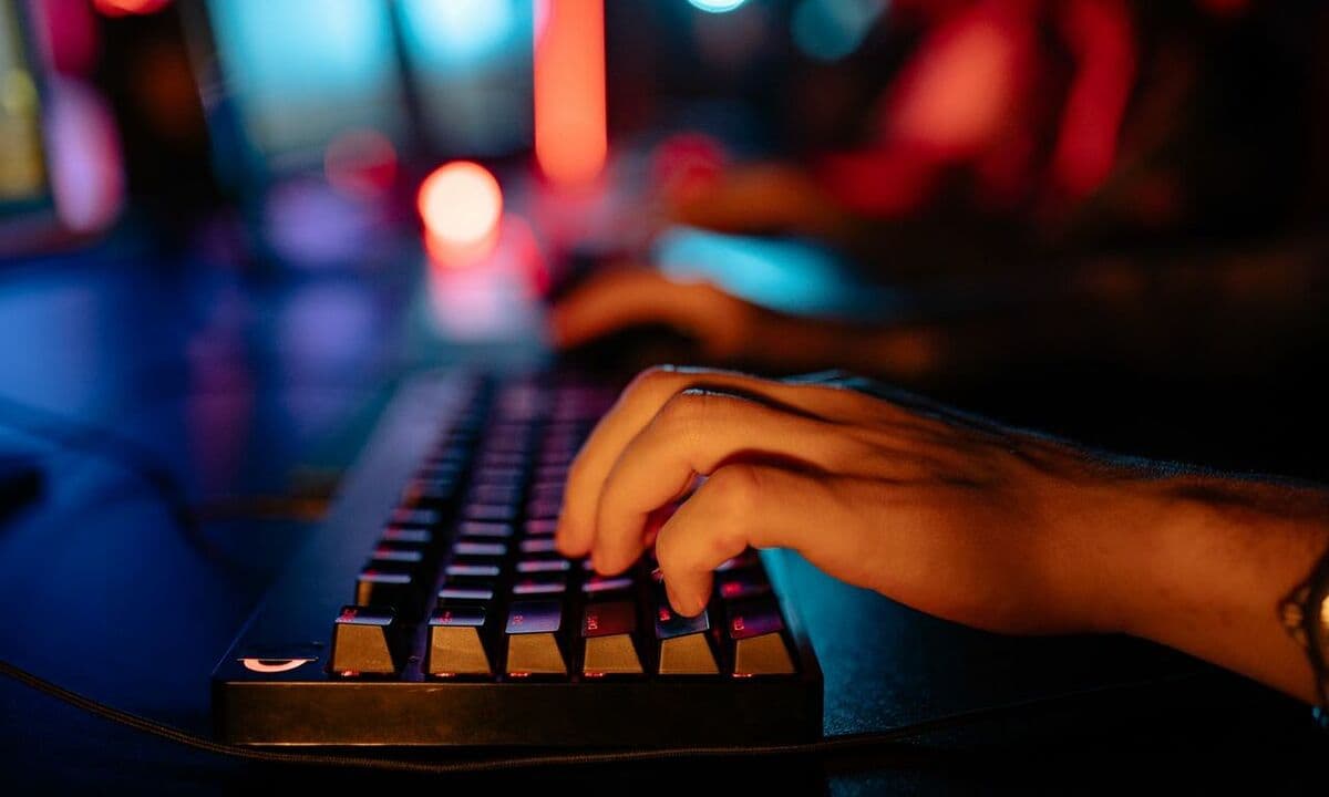 Wie Bot-Netzwerke Wut im Internet steuern