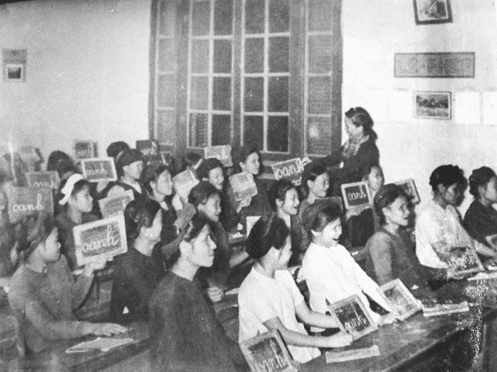 Bildung im unabhängigen Vietnam: Alphabetisierung und moderne Grundlagen